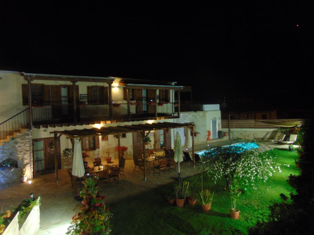 Charalambos Holiday Cottage Kalavasos Exterior foto