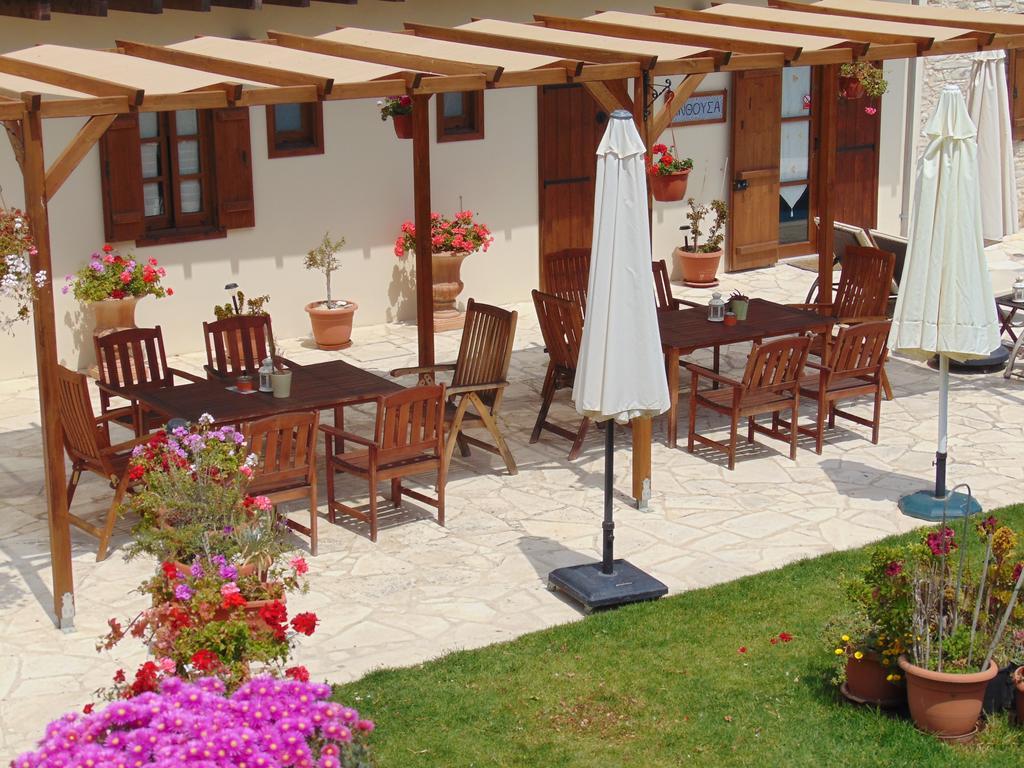 Charalambos Holiday Cottage Kalavasos Exterior foto