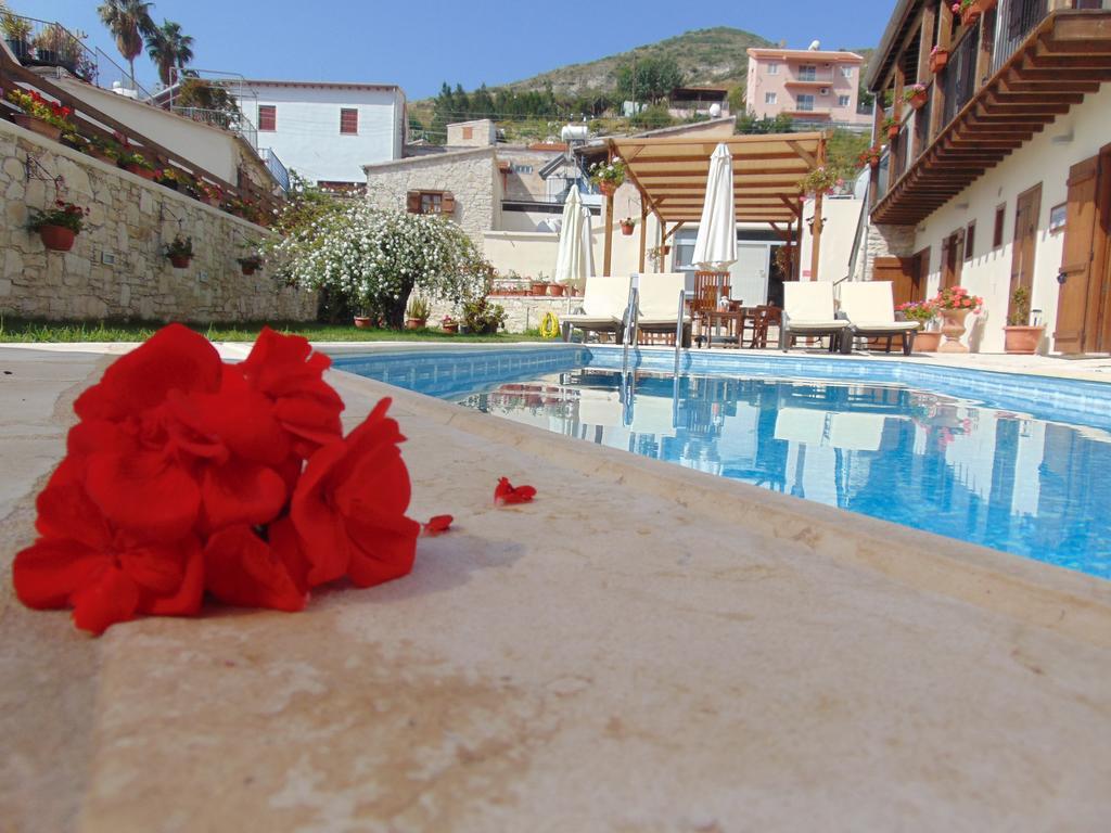 Charalambos Holiday Cottage Kalavasos Exterior foto